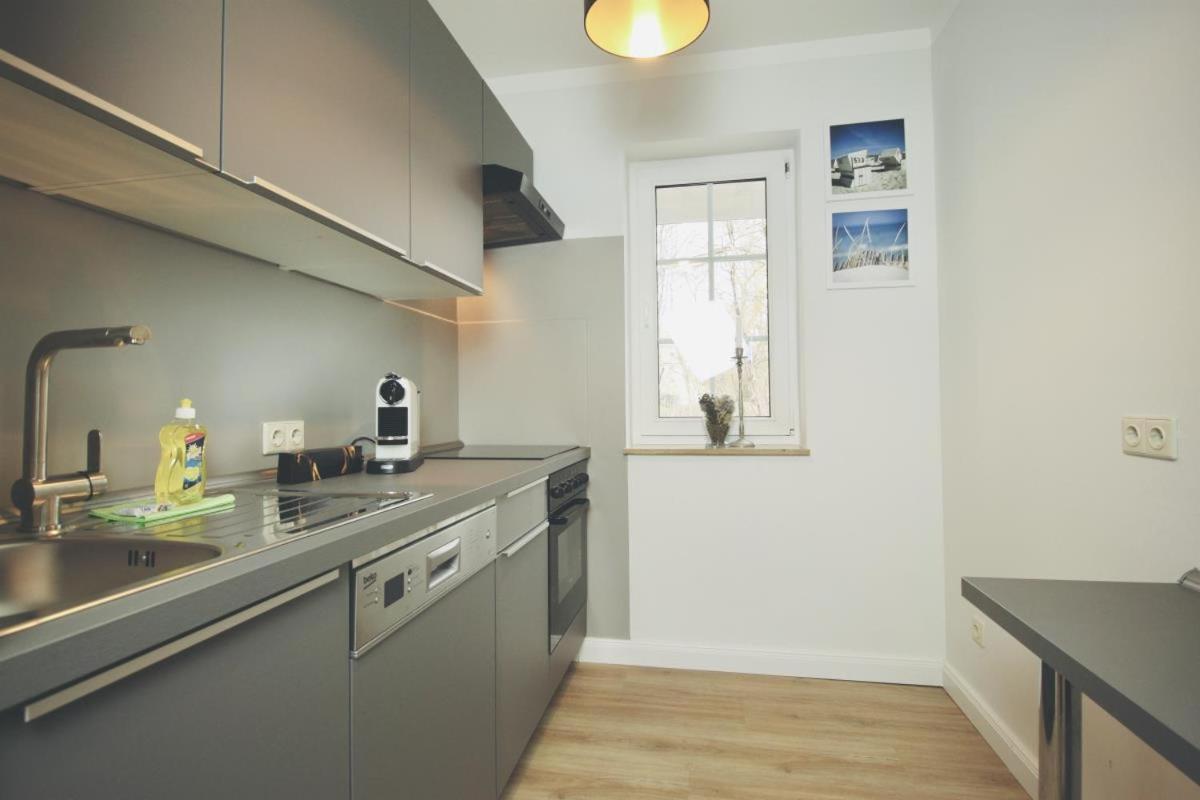 Ferienhaus Am Yachthafen, Moewe Apartment Росток Екстериор снимка